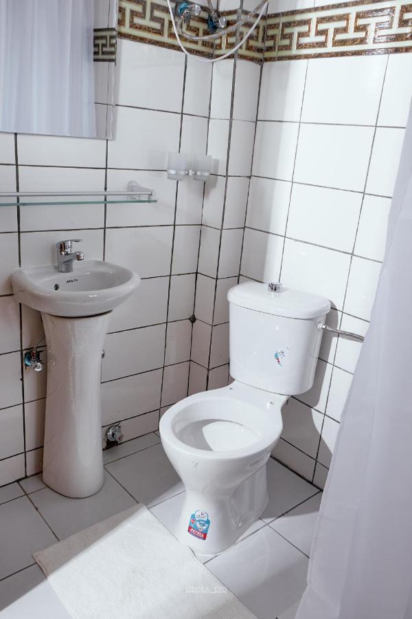 L'Immeuble Queen M.N.M Duala Zewnętrze zdjęcie